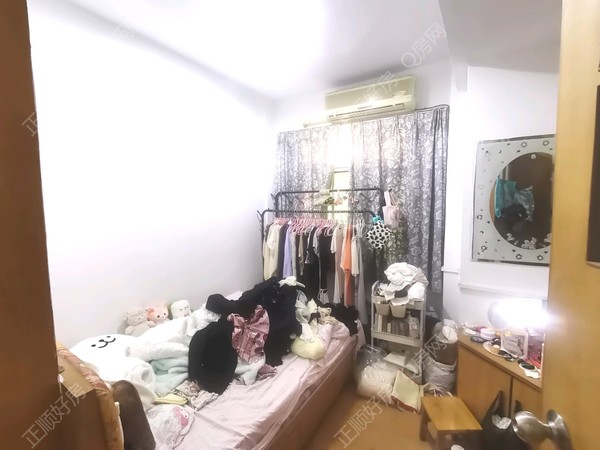 次卧