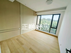 次卧