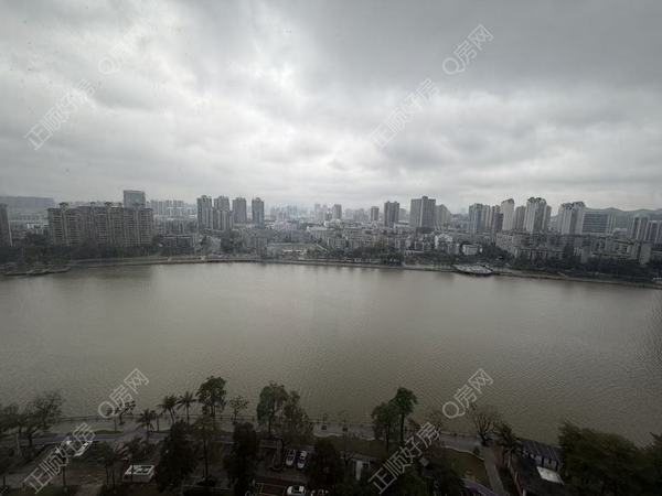 e81299bf8767210596a0d0fc5cdfa7d8