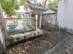 house_img