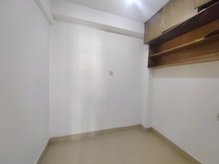 次卧