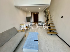 e5131b9c3b7644a141383eba0640992