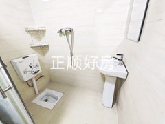 A房