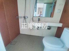 A房