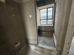 house_img
