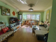 house_img