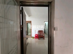 house_img