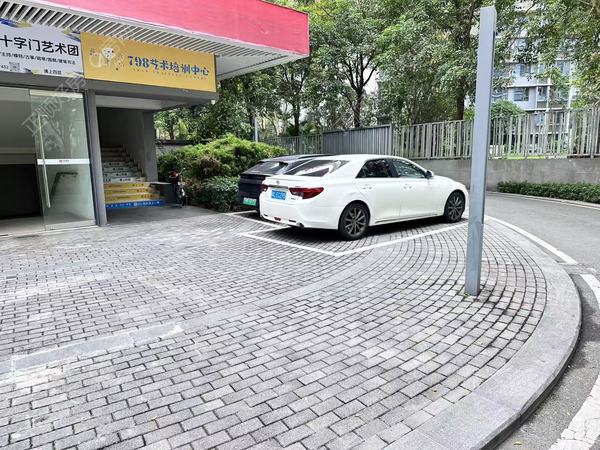 9725170d141e9a82a2a4186dc9e47452