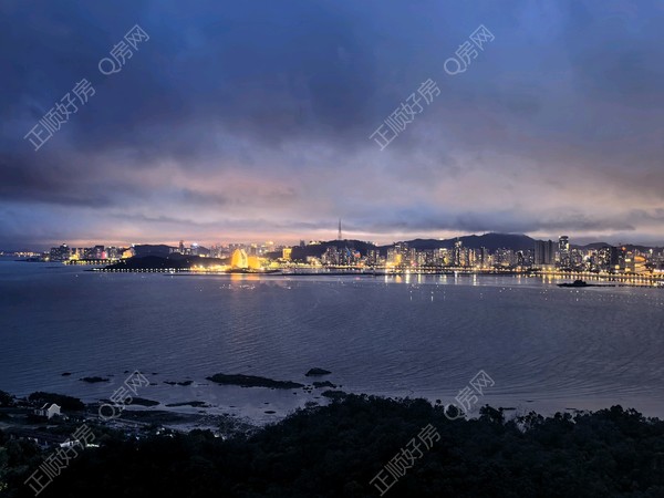 南大阳台景