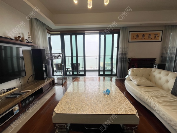 VR看房