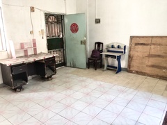 house_img