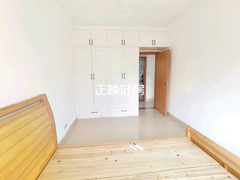 主卧