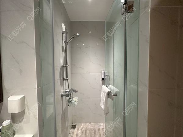 d828a089529b751d1aefe5cfb2770454