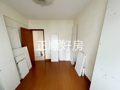 次卧
