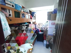 次卧