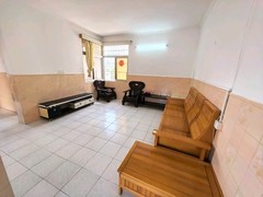 house_img