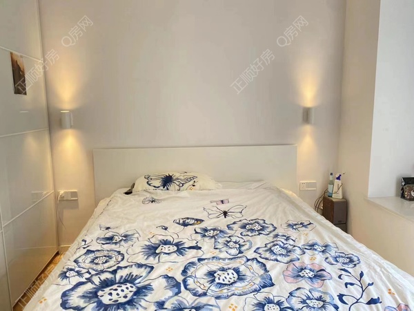 a9ad0bc46bade7f6a0db26808ba25a8
