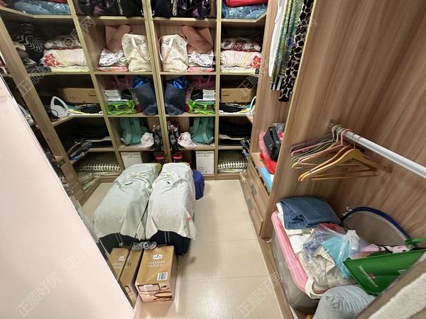 2楼杂物间