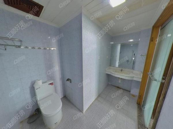 卫生间_3