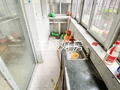 1d3a82345c7c8ab0a60c435824acc35