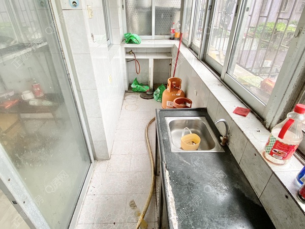 1d3a82345c7c8ab0a60c435824acc35