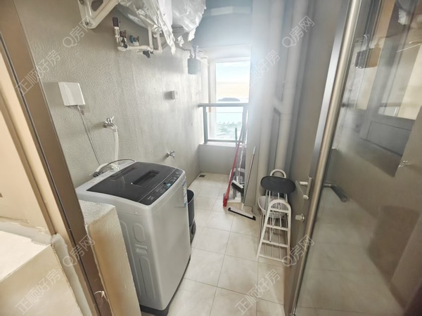 ee4a92177f1c9a2cac92f1784449d7b8