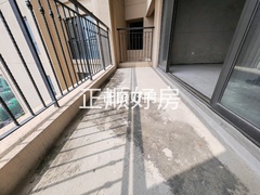 客厅阳台
