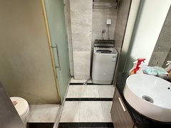 d4a9e951c0dd2bc579d51b9c3c44093