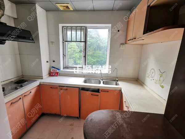 c8b689f437d243d095811279339fb257