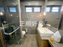 二楼卫生间