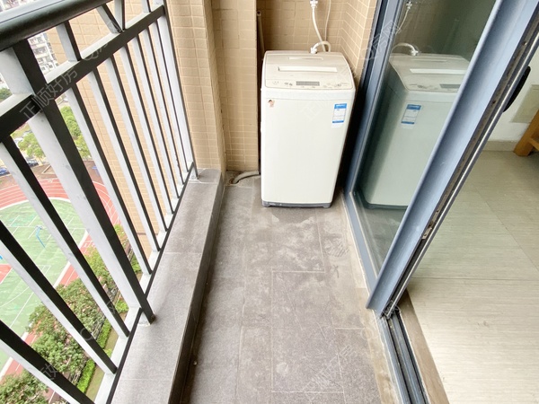 7af1410874a1e43564f37cac985ce96