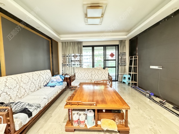 VR看房