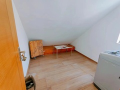 小房间