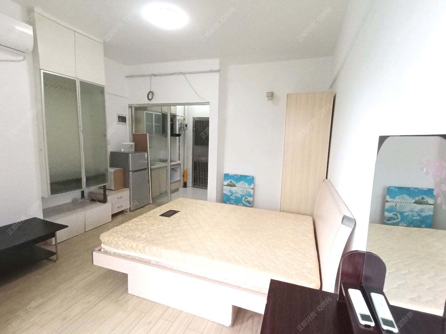 吉大九洲大道中电大厦旁公寓，交通十分便利