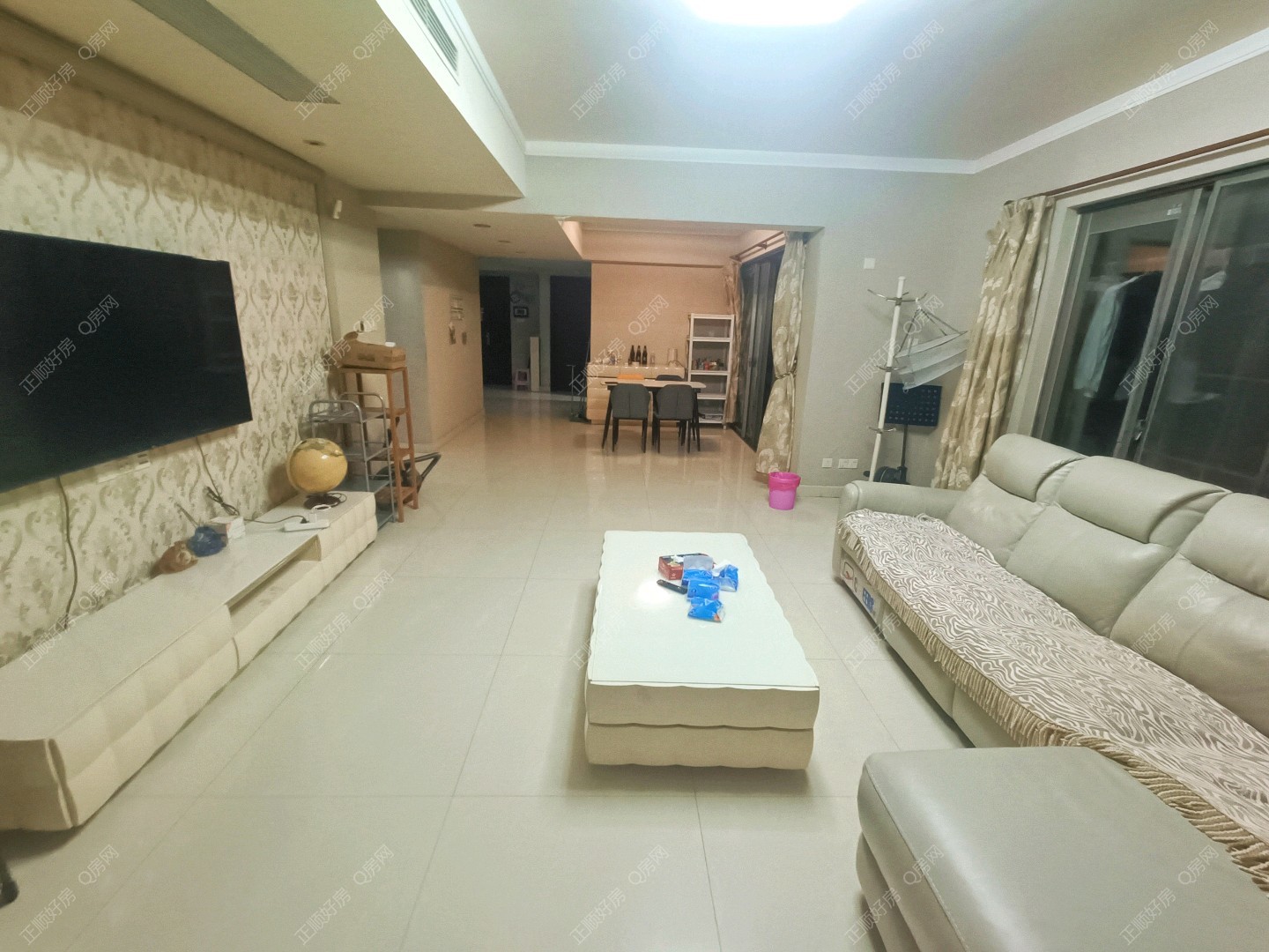 格力广场一期 4房2厅2卫 精装 174.40平