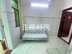 带大院子一房一厅5