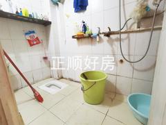 二楼卫生间