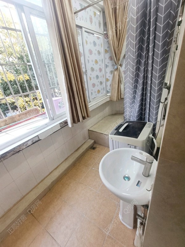 把这张竖屏的删除