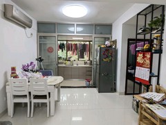 house_img
