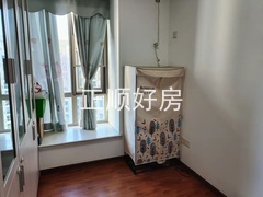 次卧