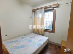 次卧