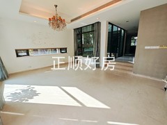 1楼客厅