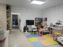 house_img