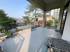 三楼阳台
