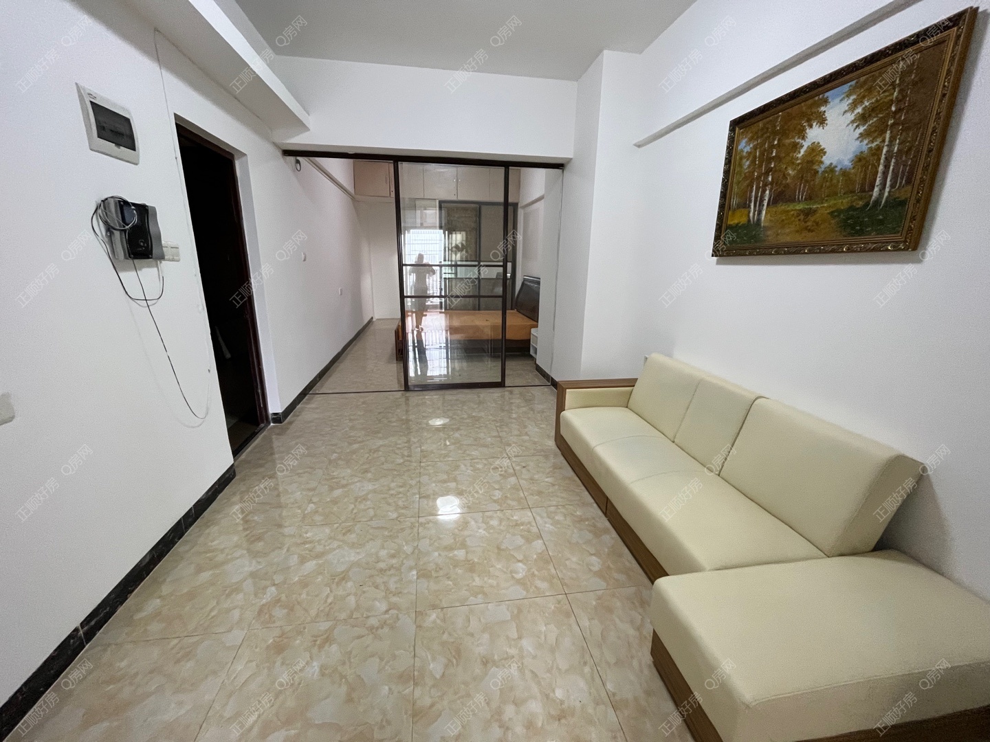 吉大嘉年华国际公寓一房一厅精装修高层房