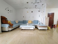 house_img