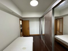 次卧