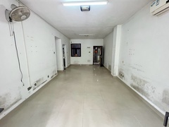客厅