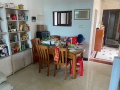 house_img