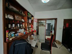 house_img